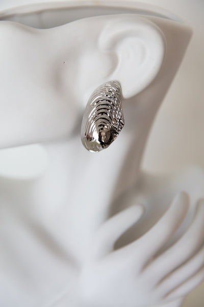 Mollusk Earrings (Silver)