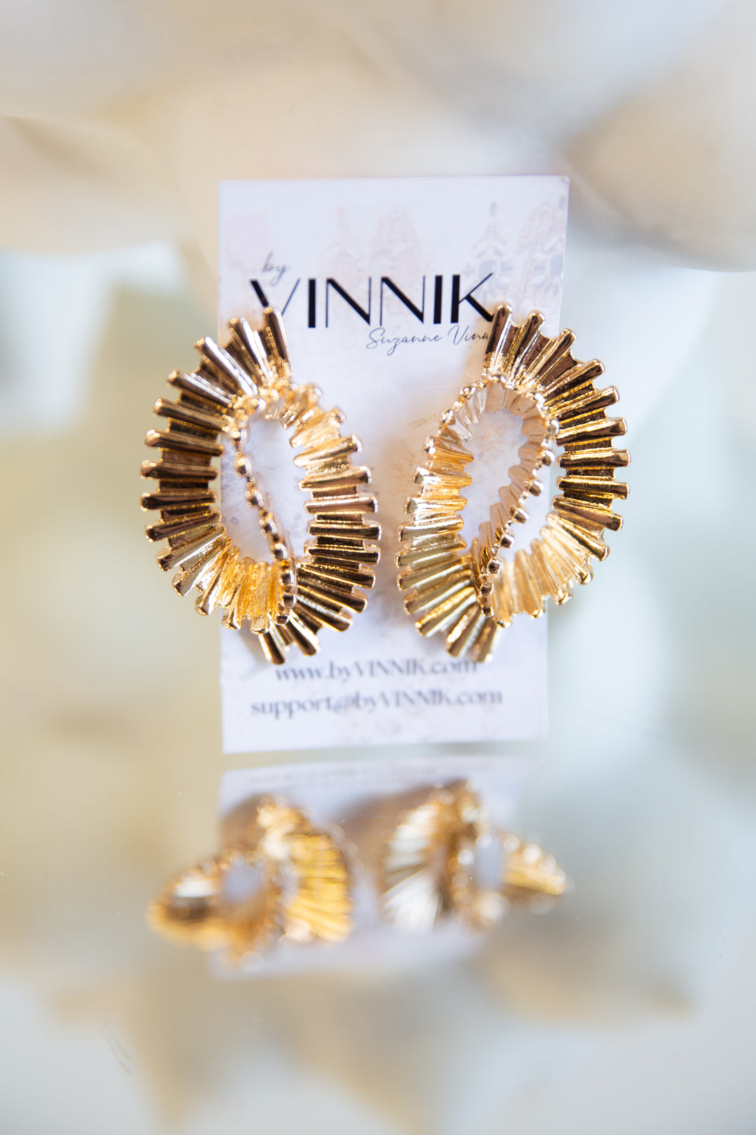 Wavy Staircase Earrings (Gold)