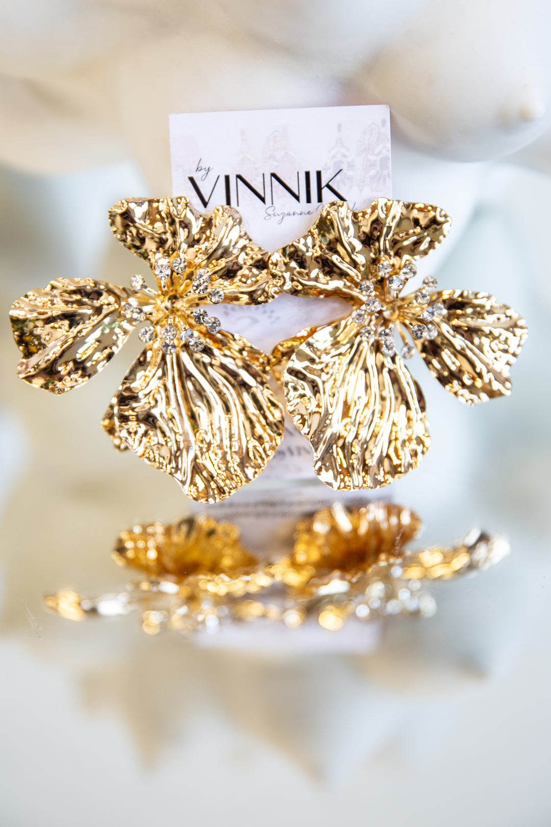 Iris Earrings (Gold)
