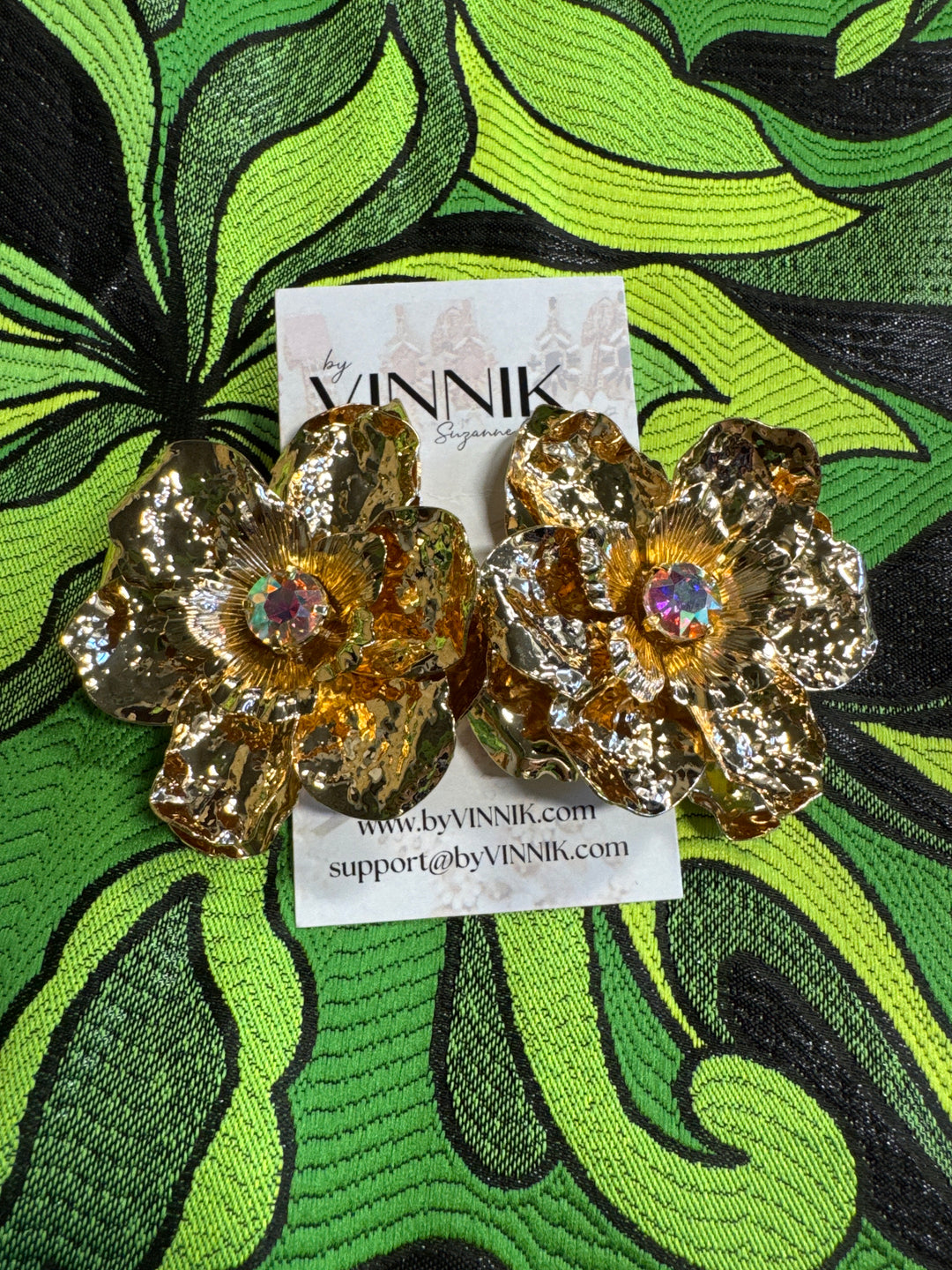 Hammered Gold Flower Earrings