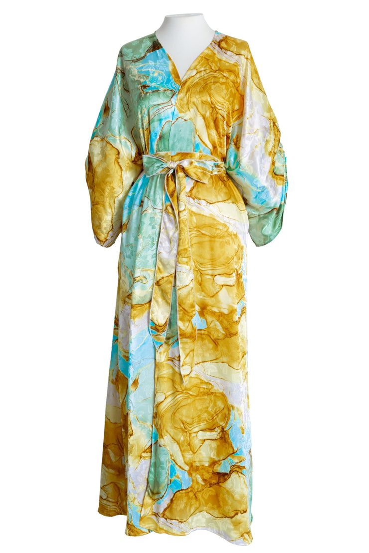 Downstage Duster in "Hypnotic Hues"