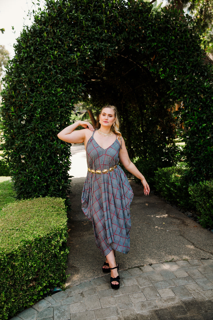 V is for Vinnik Dress in “Nine to Five"