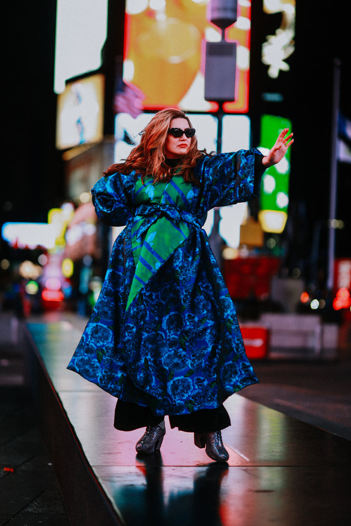 Parisian Coat in "Frida"