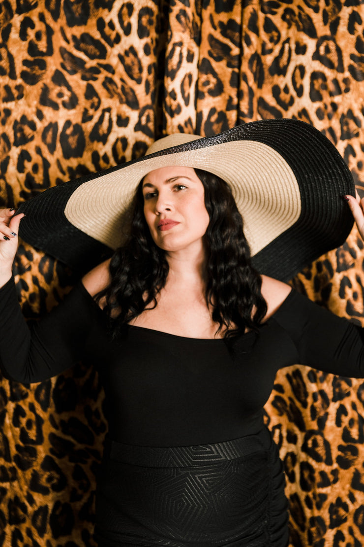 Gigantic Rattan Hat (Black & Cream)