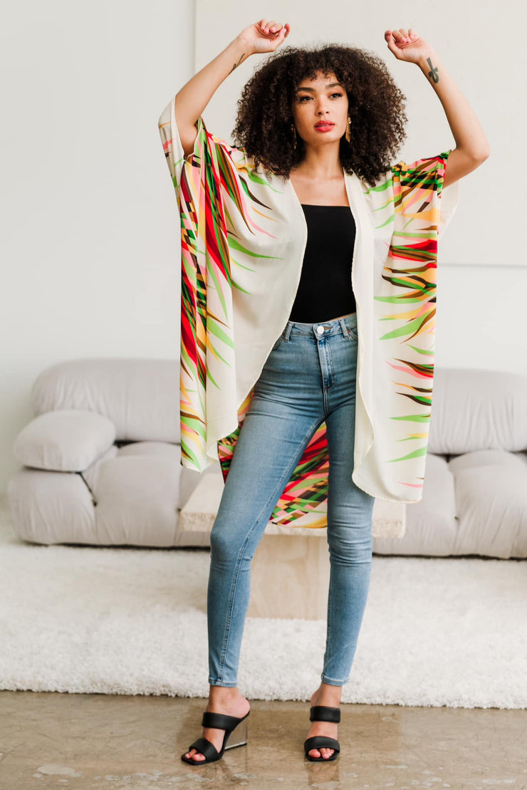 Coloratura Cape “Majestic Mumu”