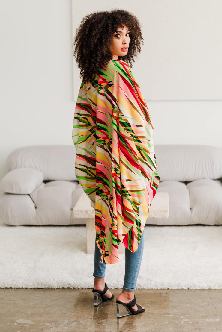 Coloratura Cape “Majestic Mumu”