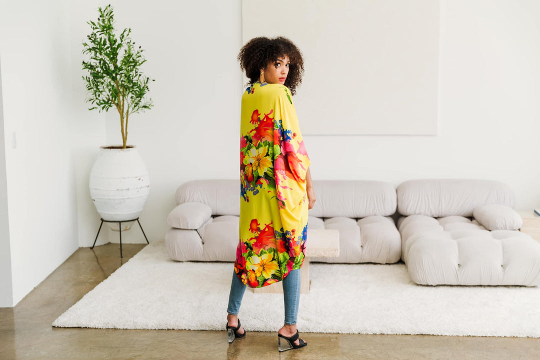 Coloratura Cape in "Jennifer"