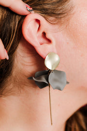 Petal Pop Earrings (Grey)