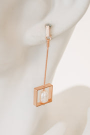 Escape from Paris: Gold Circles Chain Pearl Drop Earrings