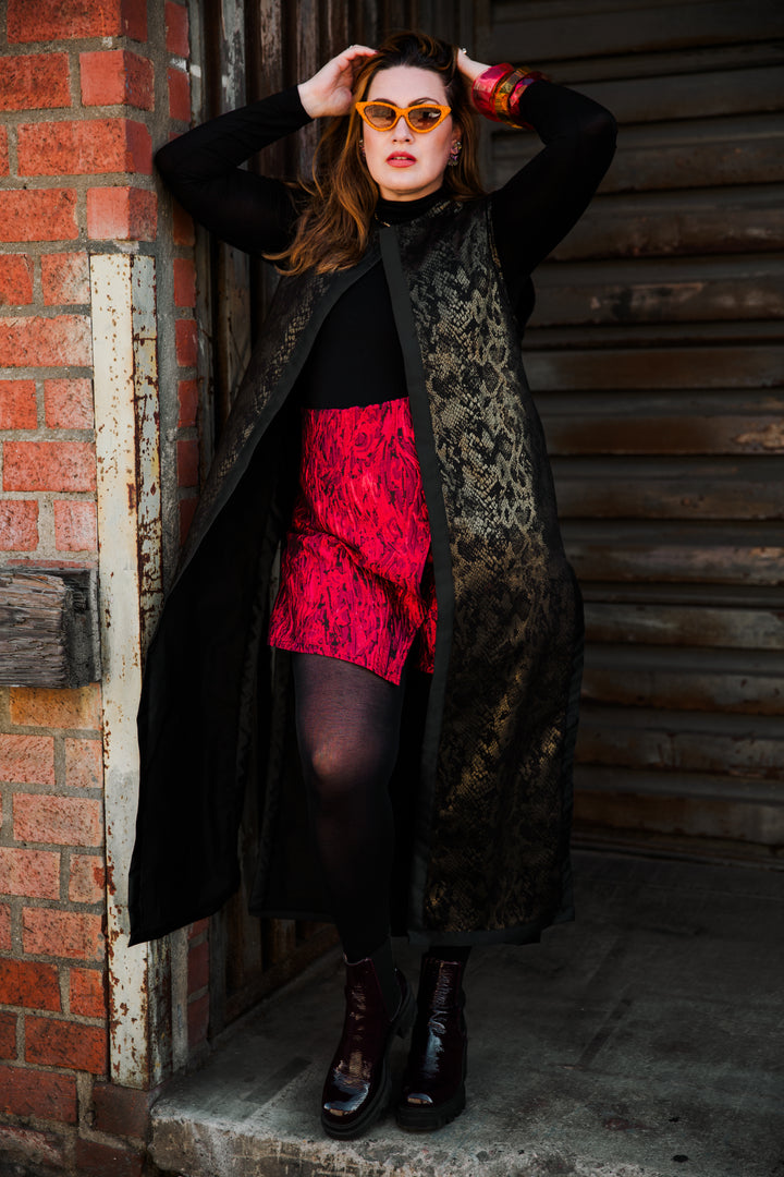 Berlin Duster in "Cleopatra"