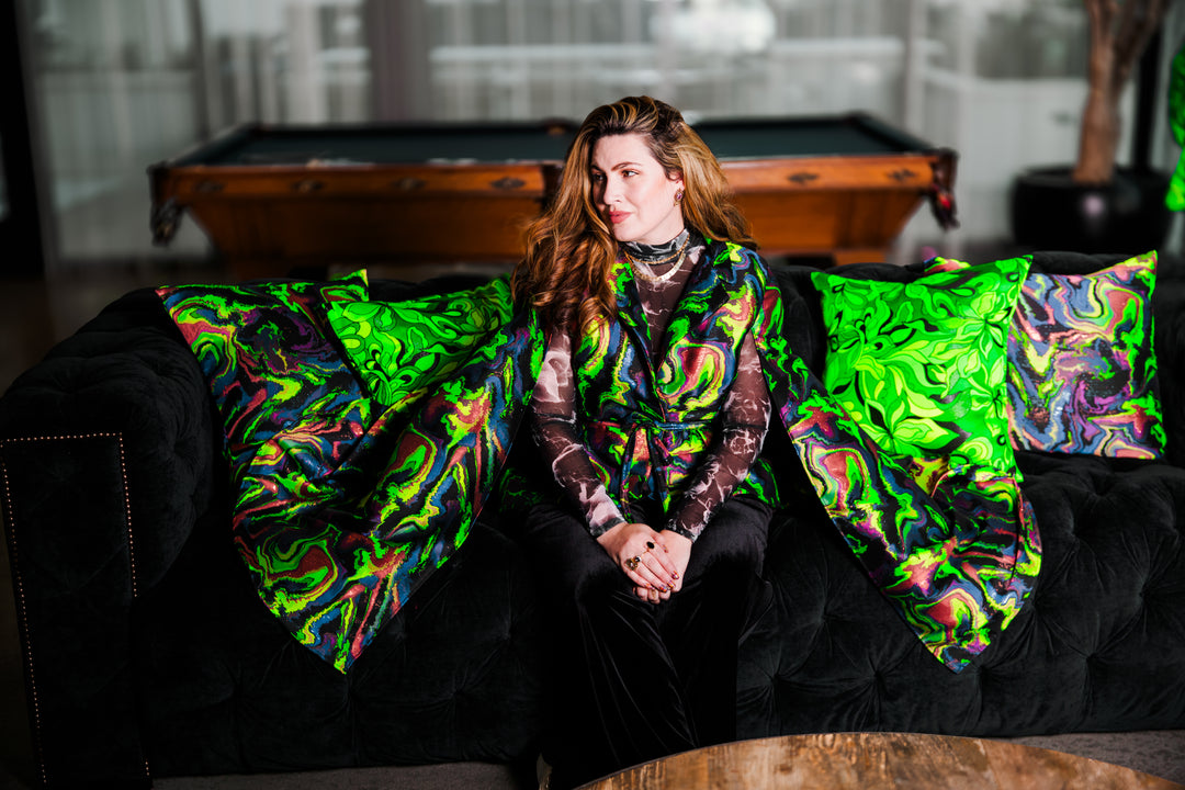 Pillow in "Brat Marble"