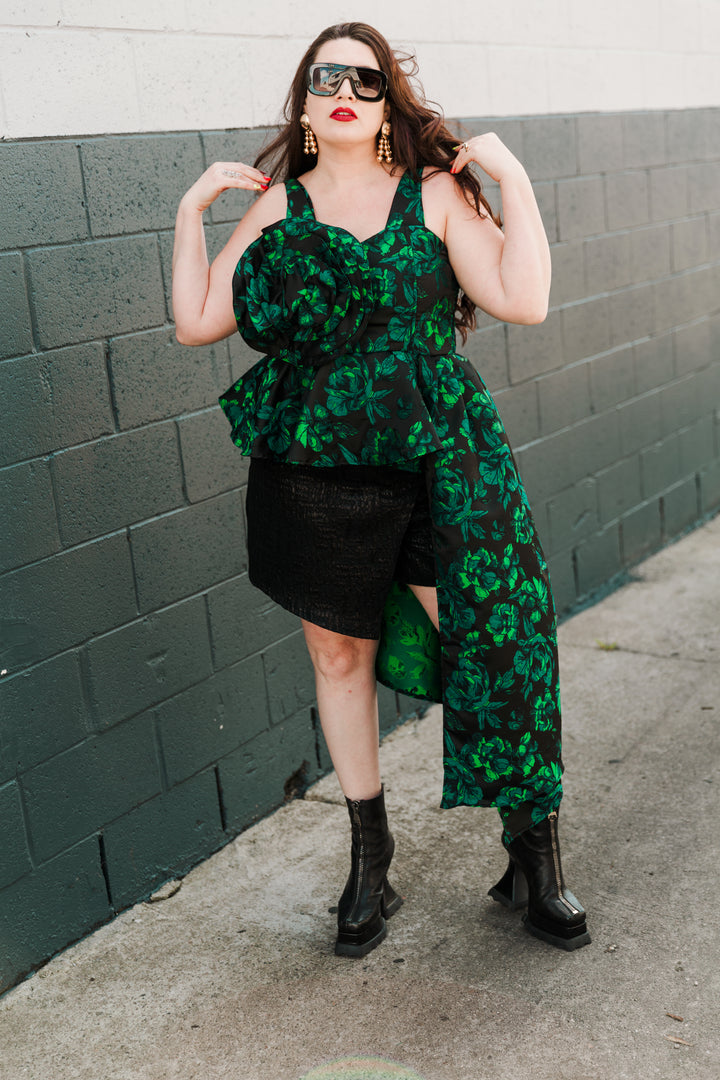 Fleur Peplum Top in "Il Viaggio a Reims"