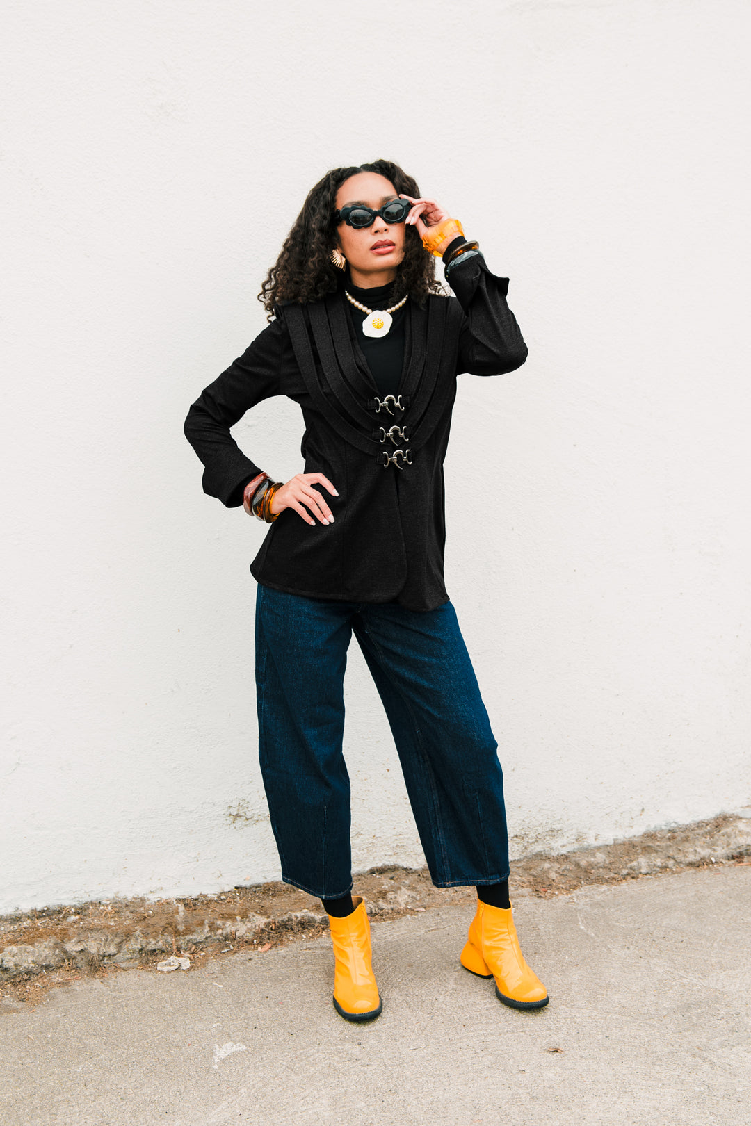 Sartorialist Ponte Blazer in "Black”