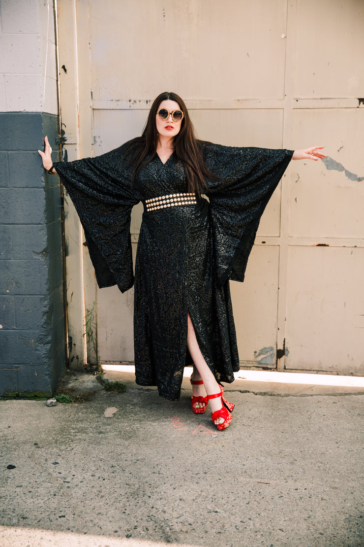 Bohémienne Kimono Robe "She’s A WITCH” Sweater Edition