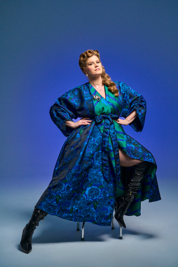 Parisian Coat in "Frida"