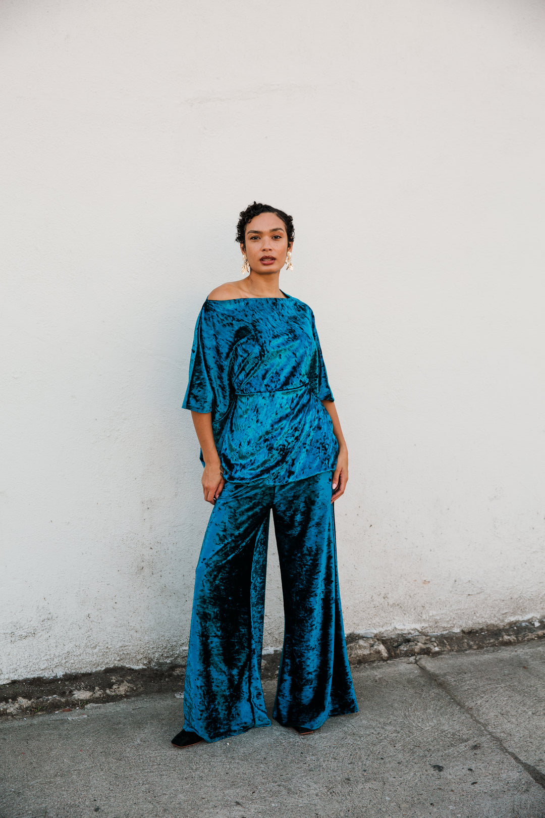 Halftan in "Crushed Velvet" (Antique Blue)