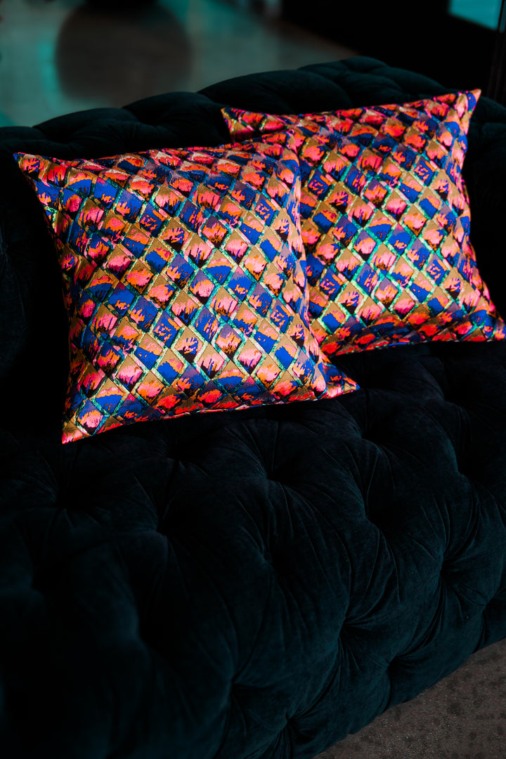 Pillow in “Painted Scales" (Pink)