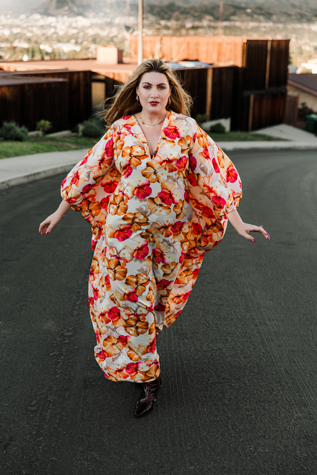 Glissando Kaftan in “Dysis"