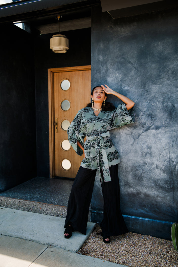 Theater Jacket in “Palm Springs" (Mint)