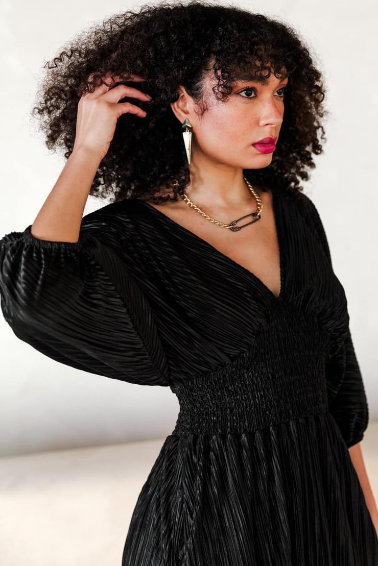 Colla Voce Dress “Black Slink”