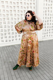 Downstage Duster in "Endless Wallpaper"