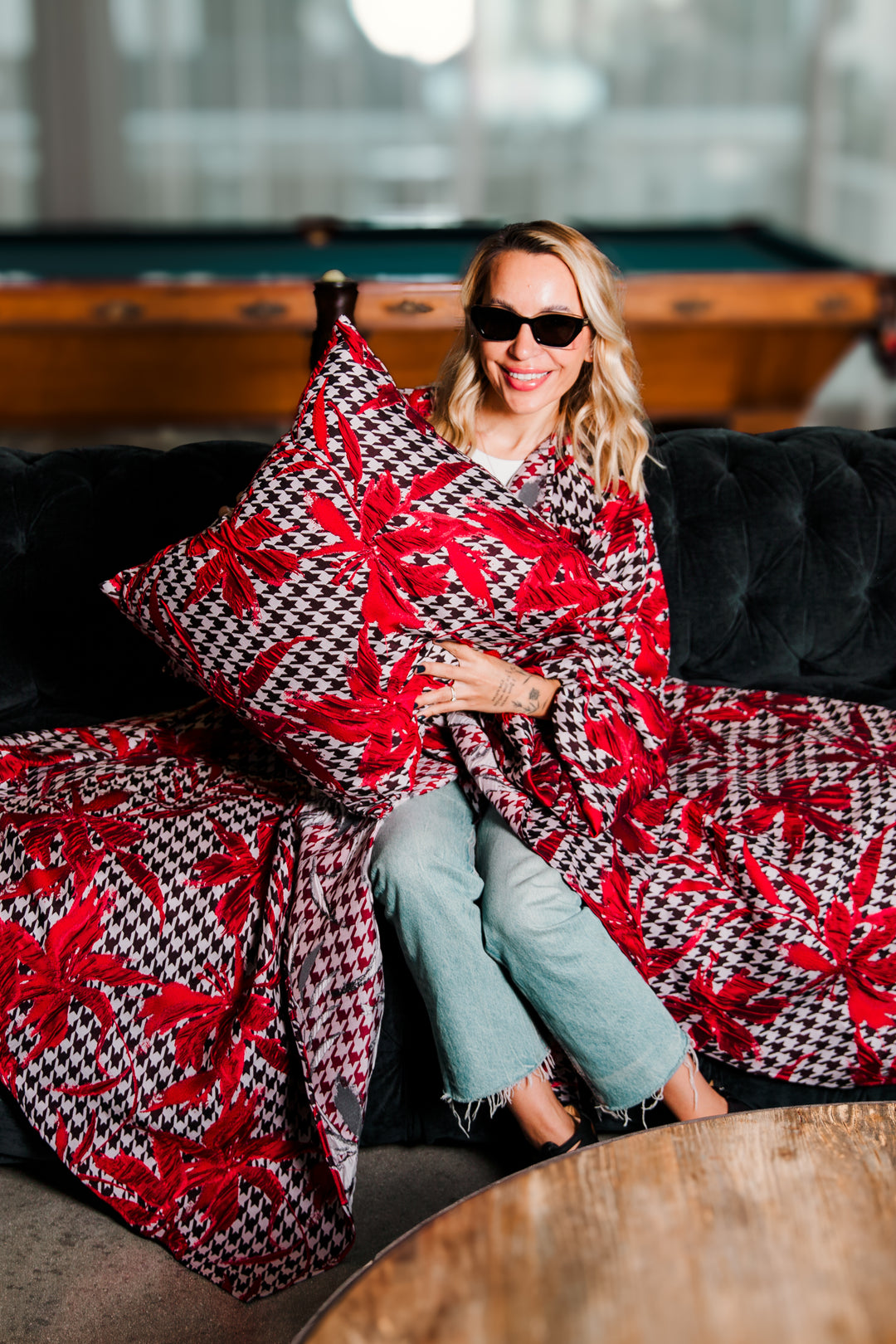 Pillow in “Piquè Houndstooth"