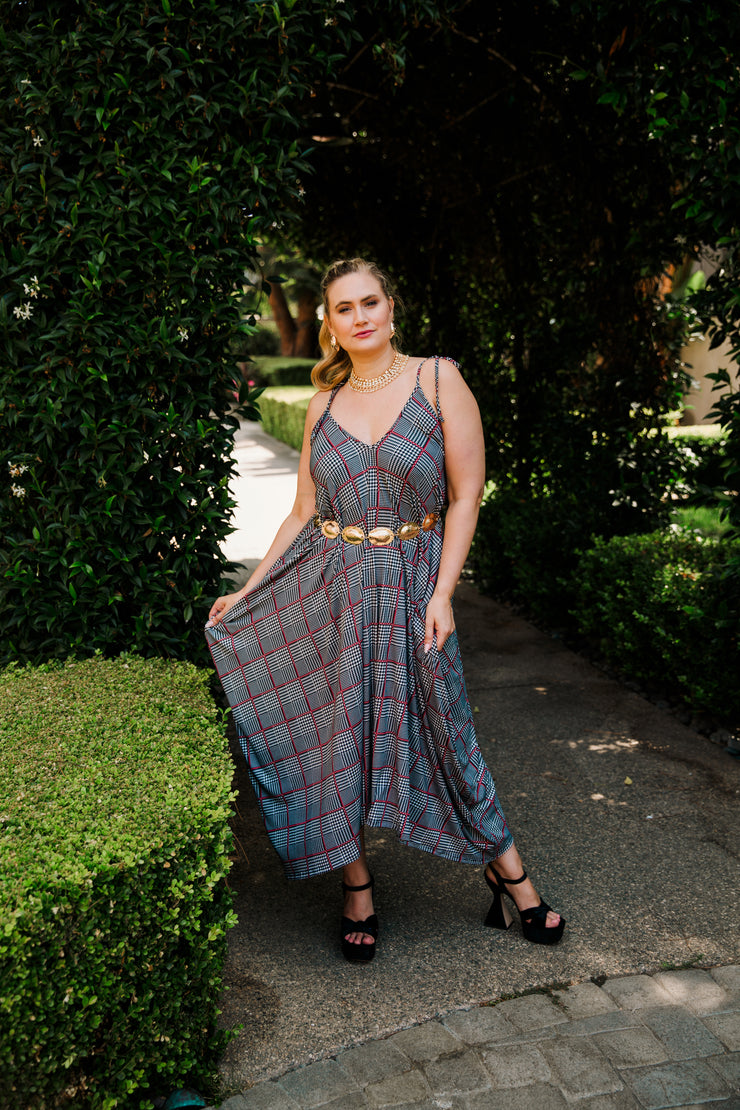 V is for Vinnik Dress in “Nine to Five"