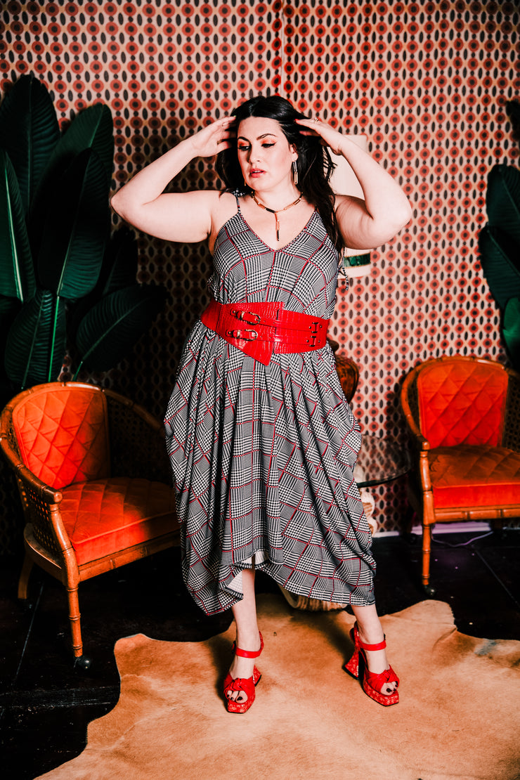V is for Vinnik Dress in “Nine to Five"