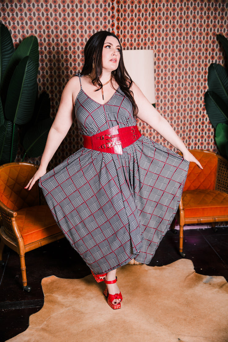 V is for Vinnik Dress in “Nine to Five"