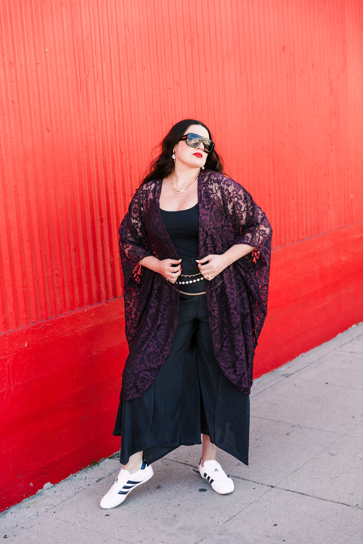 Coloratura Cape in "Cherry Cola Lace"