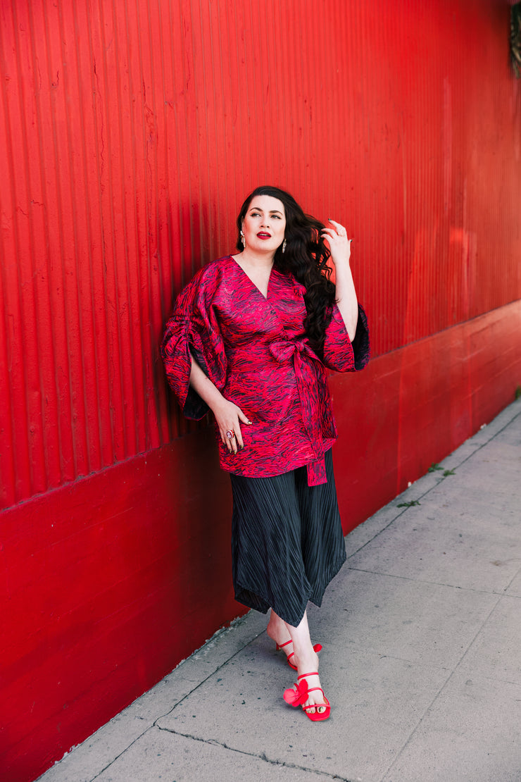 Theater Jacket in “Mefistofele" (Scarlet)