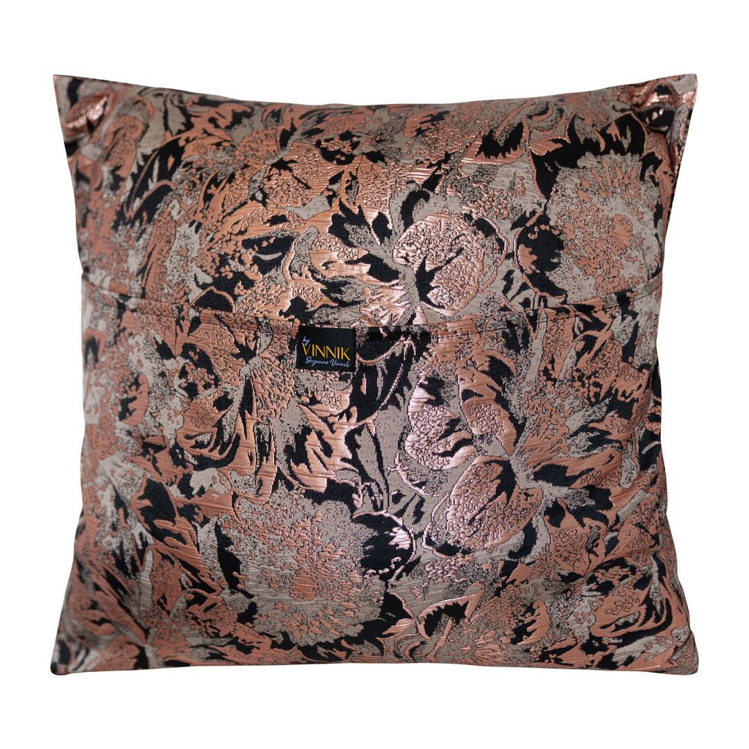 Pillow in “Rigoletto"