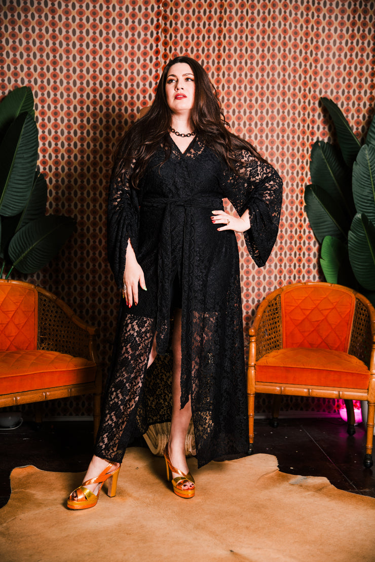 Downstage Duster in "Sexy Fun Time" (Black Lace)