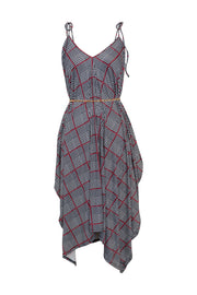 V is for Vinnik Dress in “Nine to Five"