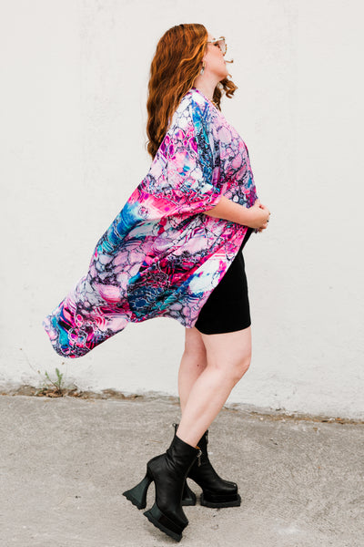 Coloratura Cape in “Patty" (Pink)