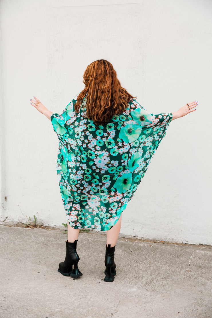 Coloratura Cape in "Teal Garden"