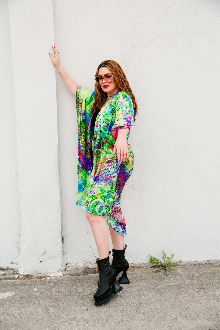 Coloratura Cape in “Patty" (Lime)