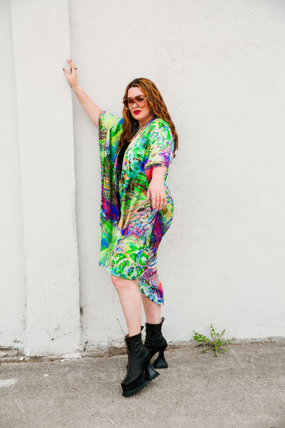 Coloratura Cape in “Patty" (Lime)