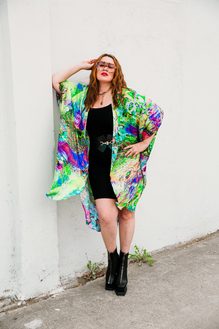 Coloratura Cape in “Patty" (Lime)