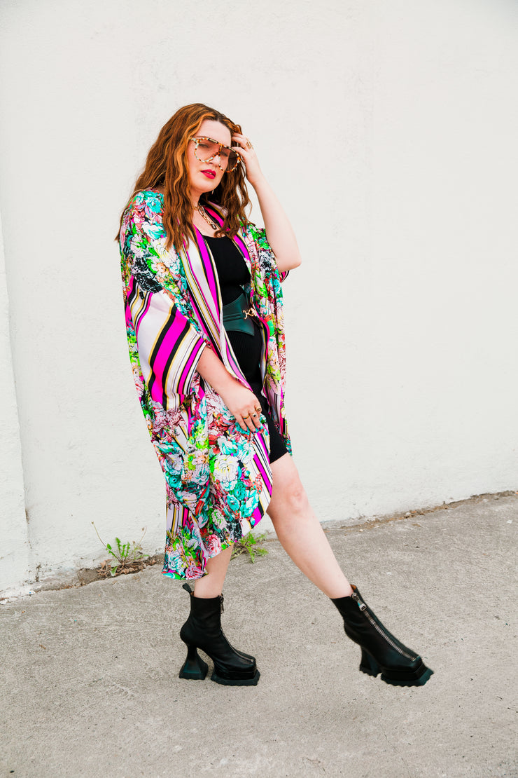 Coloratura Cape in “Beatrix"
