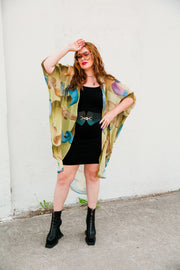 Coloratura Cape in "Olive Swirl"