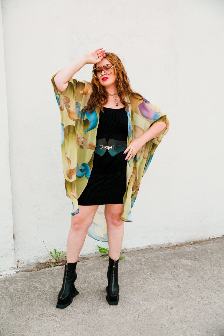 Coloratura Cape in "Olive Swirl"