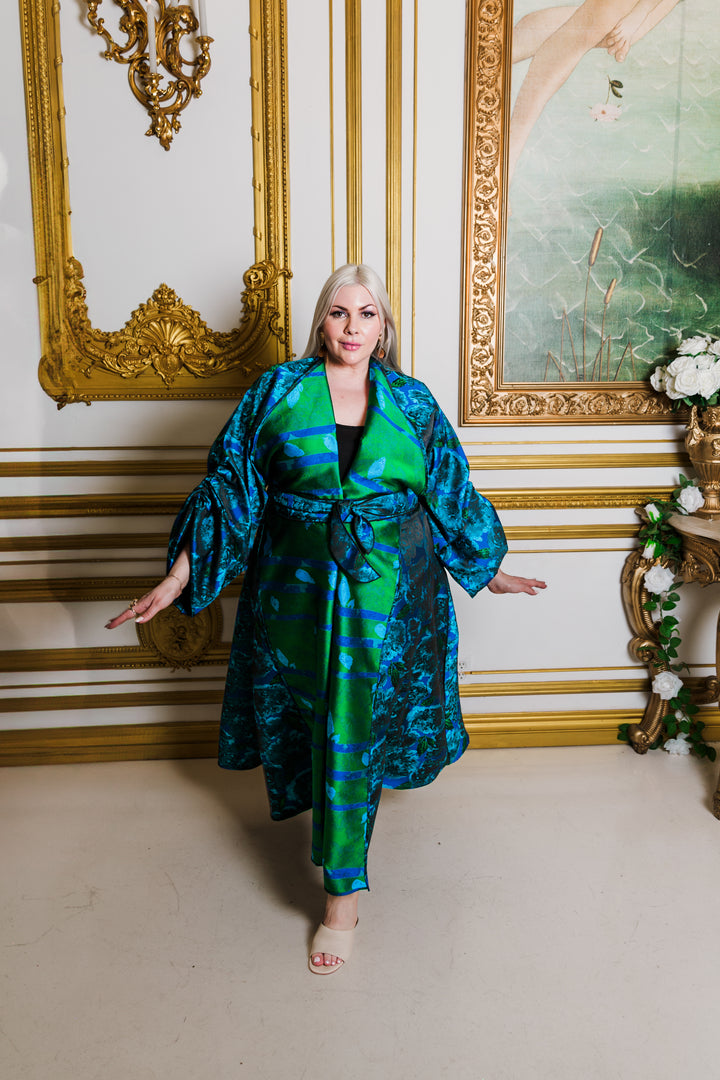 Parisian Coat in "Frida"
