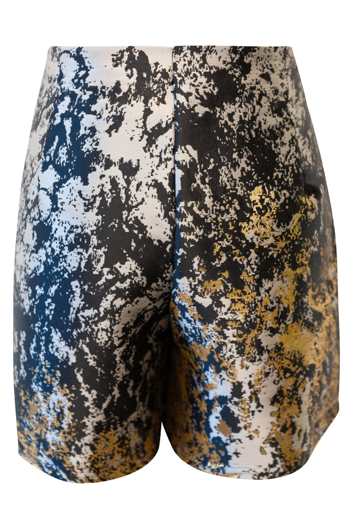 Skort in “Elektra”