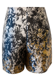 Skort in “Elektra”