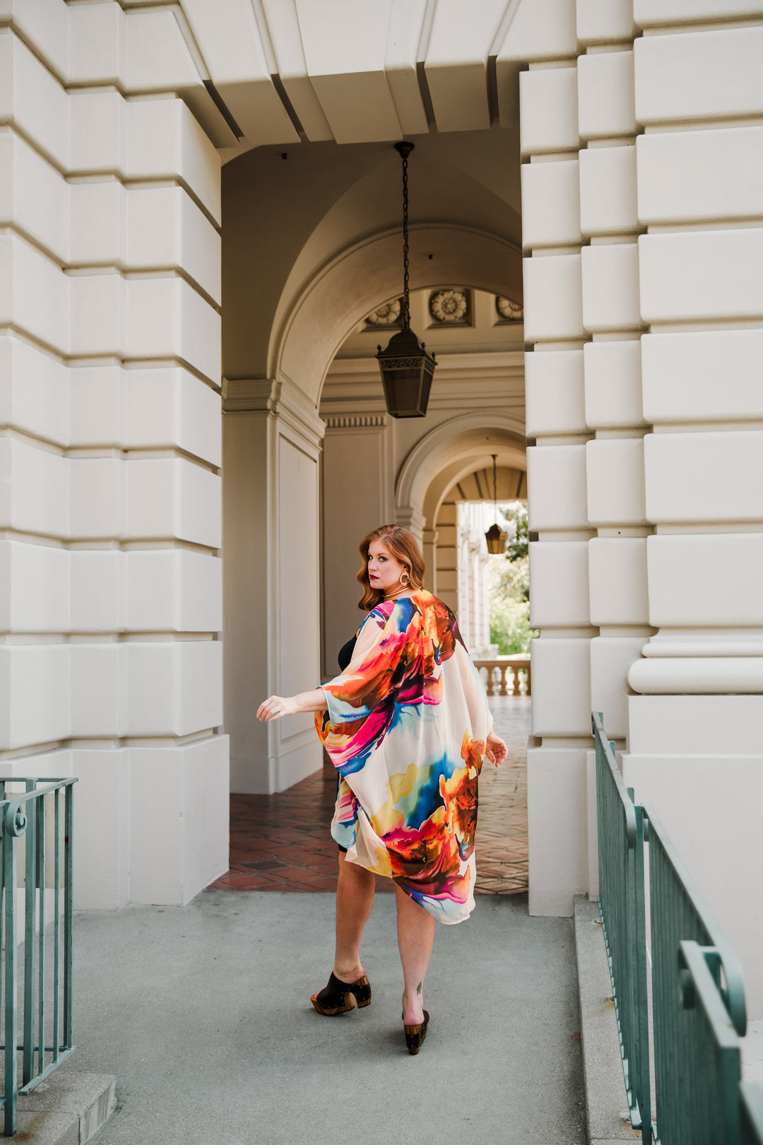 Coloratura Cape "Lucy 1"