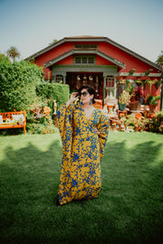 Glissando Kaftan in “Kirsten”