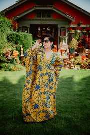 Glissando Kaftan in “Kirsten”