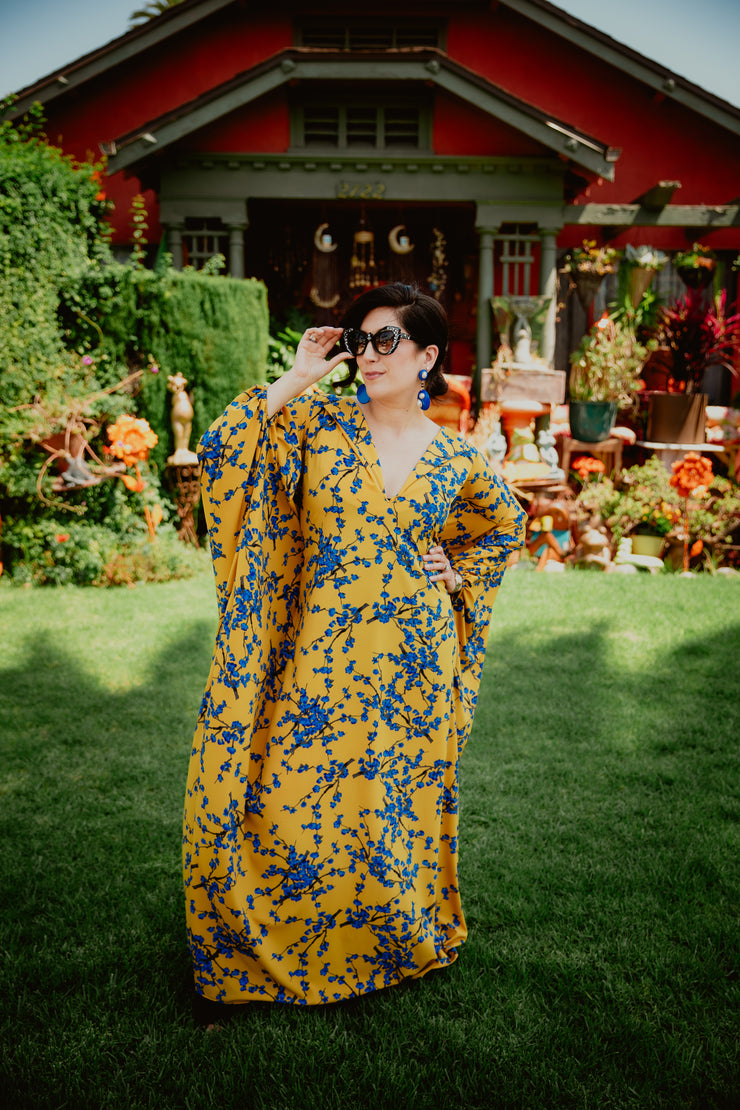 Glissando Kaftan in “Kirsten”
