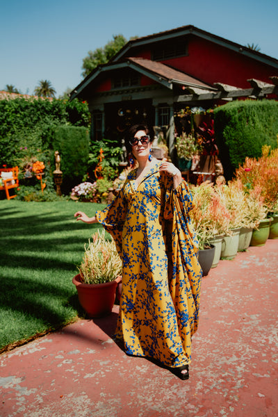 Glissando Kaftan in “Kirsten”